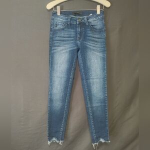 KanCan Distressed Ankle Jeans in Blue